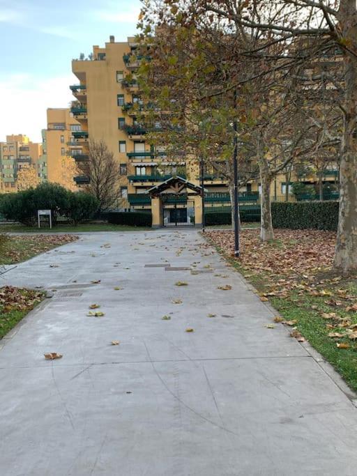 Apartment+Garage Near Novegro Exhibition/Linate 塞葛拉特 外观 照片